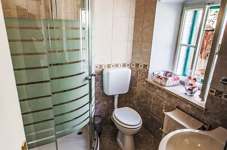 Vakantiehuis Natura with private pool