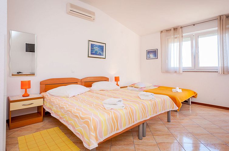 Appartement Wohnung für zwei Personen im zweiten Stock