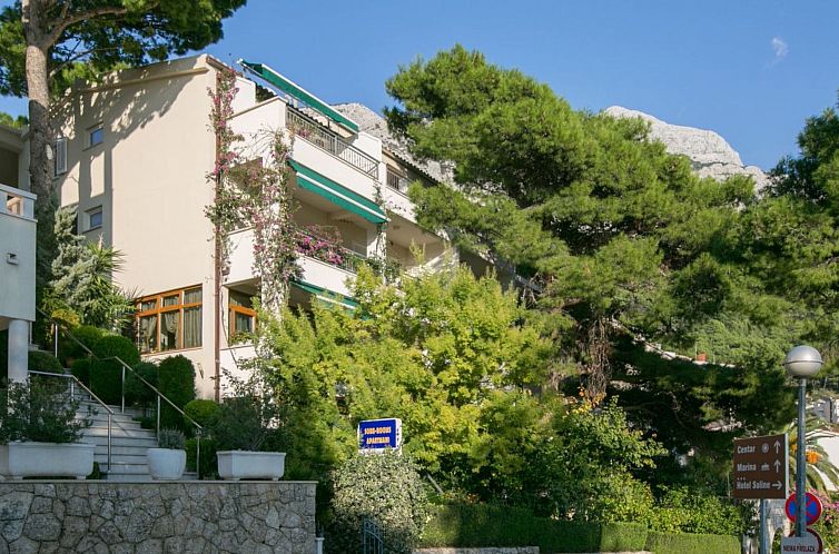 Vakantiehuis Ferien-Zimmer mit Terrasse