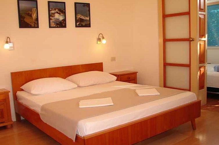 Appartement mit Balkon für acht Personen