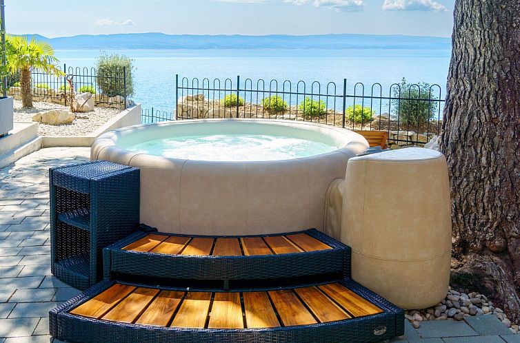 Appartement mit Whirlpool