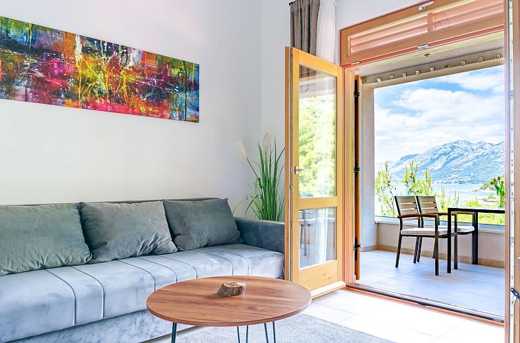 Appartement Stilvolle Wohnung in Brela mit Sonnenbalkon