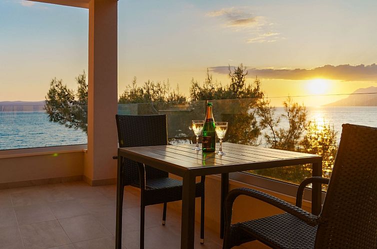 Appartement Stilvolle Wohnung in Brela mit Sonnenbalkon