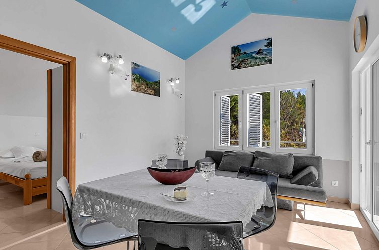 Appartement Pine Canopy Studio Apartment mit Meerblick A11