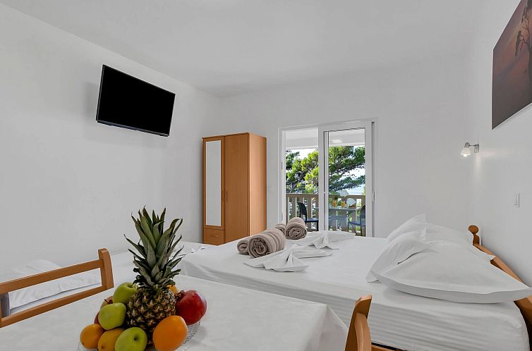 Appartement Pine Canopy Studio mit Balkon und Meerblick A1
