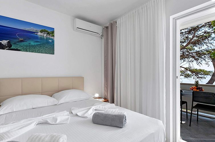 Appartement Pine Canopy Studio mit Balkon und Meerblick A7