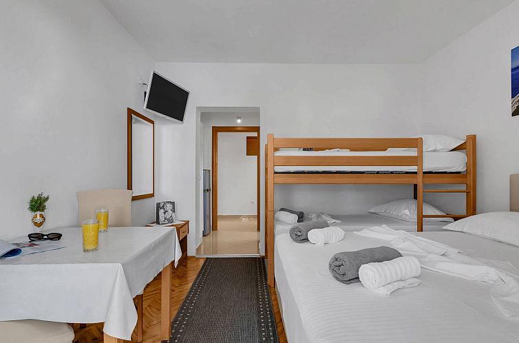 Appartement Pine Canopy Studio mit Balkon und Meerblick A7