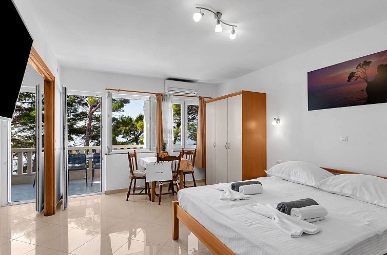 Appartement Pine Canopy Studio Apartment mit Meerblick A13