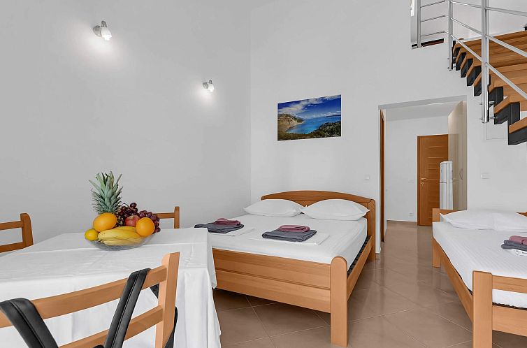 Appartement Kiefer Vordach Duplex Studio A4