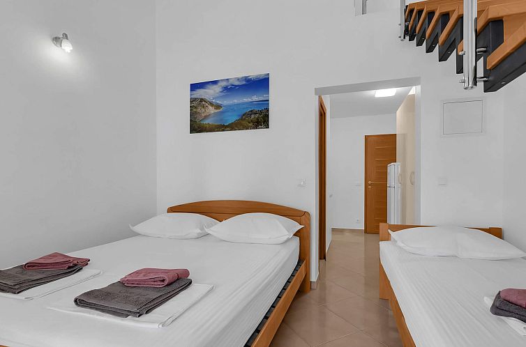 Appartement Kiefer Vordach Duplex Studio A4