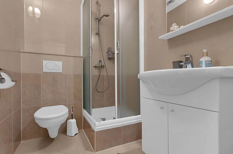 Appartement Kiefer Vordach Duplex Studio A4