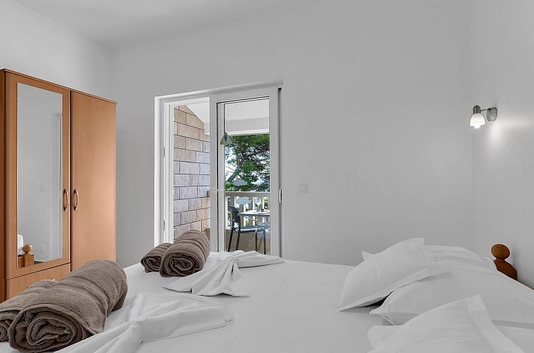 Appartement Pine Canopy Family Studio mit Balkon und Meerbli