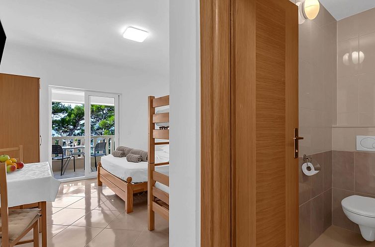 Appartement Pine Canopy Family Studio mit Balkon und Meerbli