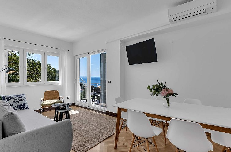 Guest house 10317045 - Apartment Dalmatia - Appartement Pine Canopy Zwei-Zimmer-Wohnung A8