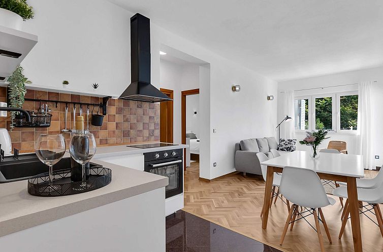 Appartement Pine Canopy Zwei-Zimmer-Wohnung A8