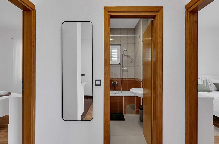 Appartement Pine Canopy Zwei-Zimmer-Wohnung A8