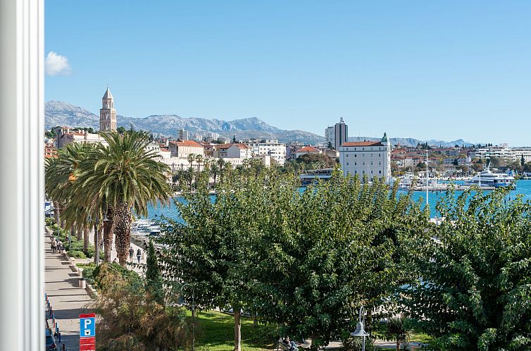 Guest house 1031708 - Apartment Dalmatia - Appartement Lara's House