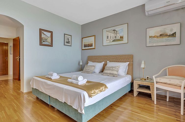 Appartement Tolle Wohnung in Drašnice mit Schönem Garten