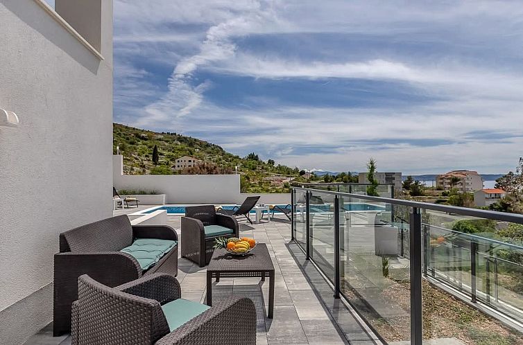 Vakantiehuis „Villa No Stress“ mit Infinity-Pool