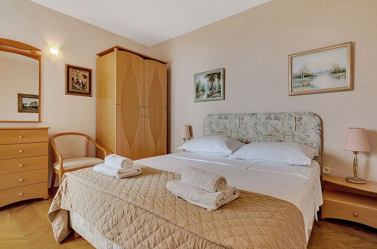 Appartement Wohnung in Drašnice mit Schönem Garten
