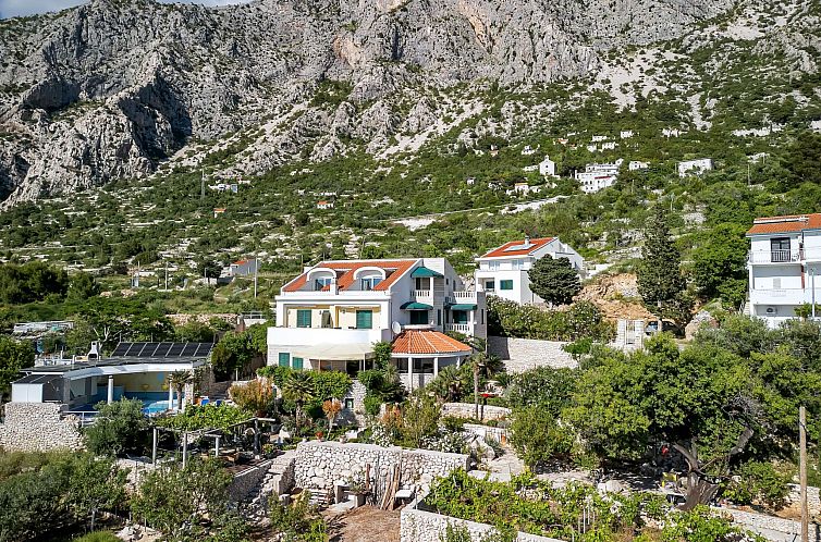 Appartement Wohnung in Drašnice mit Schönem Garten