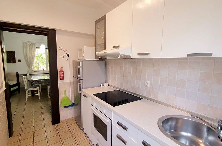 Vakantiehuis Karmen auf zwei Ebenen mit Garten