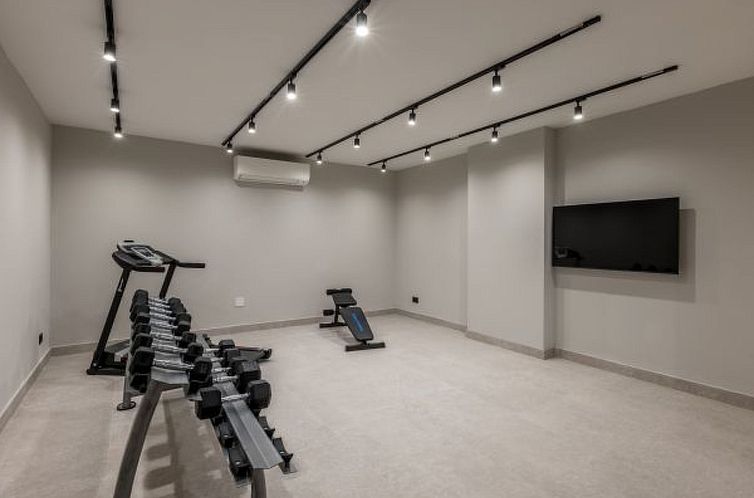 Vakantiehuis Beachfront villa Mare with seaview and pool