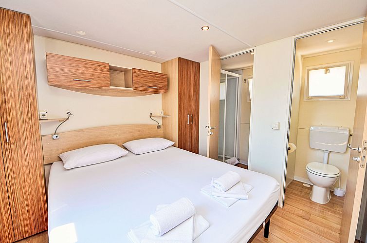 Vakantiehuis Galešnica Sea View
