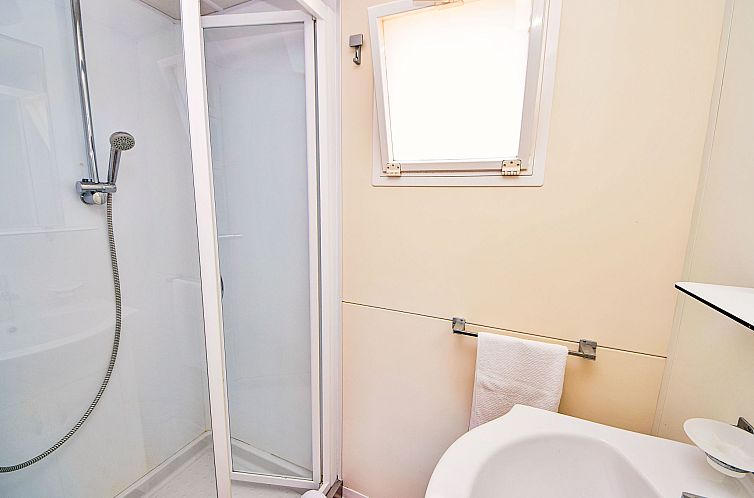 Vakantiehuis Galešnica Sea View