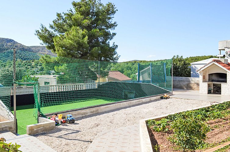 Vakantiehuis Galešnica Park View