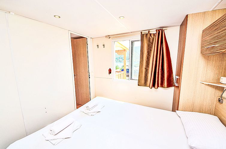 Vakantiehuis Galešnica Park View