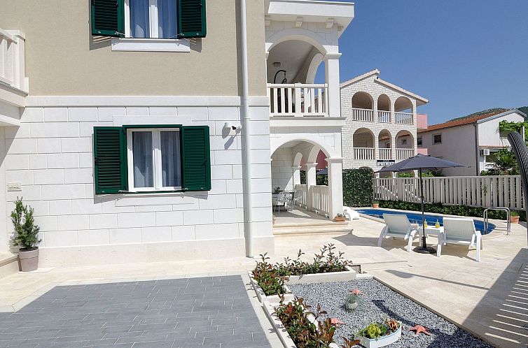 Vakantiehuis Villa Belezza 1 in der Nähe des Strandes