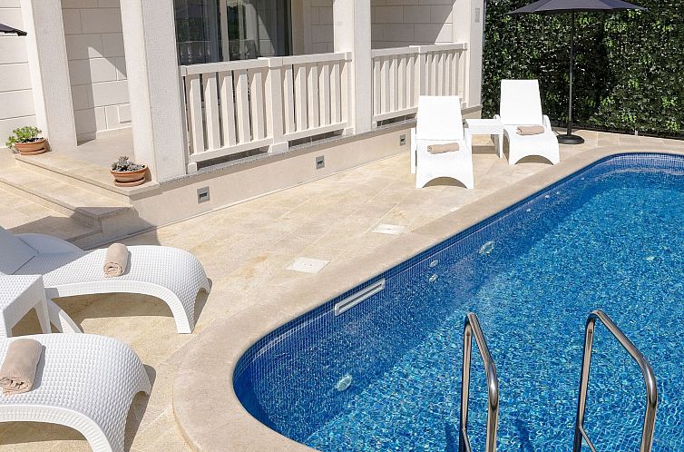 Vakantiehuis Villa Belezza 1 in der Nähe des Strandes