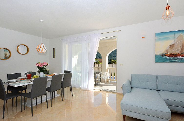 Vakantiehuis Villa Belezza 1 in der Nähe des Strandes