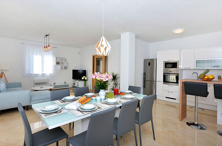 Vakantiehuis Villa Belezza 1 in der Nähe des Strandes