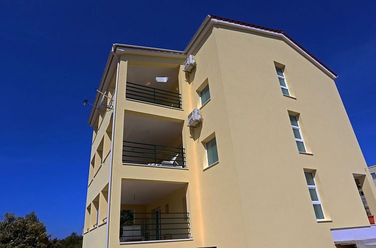 Appartement für 4 Personen  + 2 Kinder ca. 100 m&sup2; in G