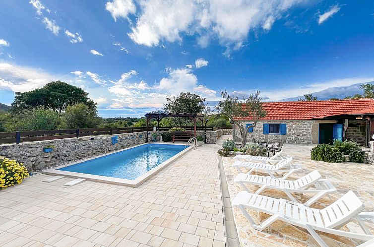 Vakantiehuis Didini dvori