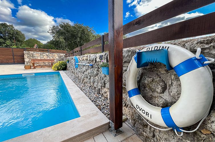 Vakantiehuis Didini dvori