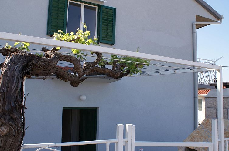 Appartement Wohnung mit herrlichen Blick aufs Meer und Grill