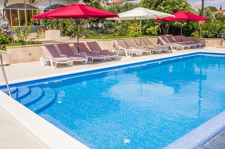 Appartement Appartement mit großem Balkon