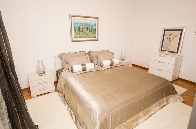 Appartement Appartement mit großem Balkon