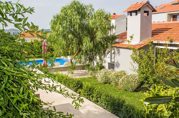 Appartement Appartement mit großem Balkon