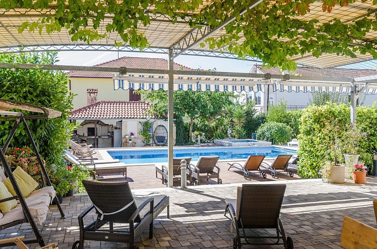 Appartement mit Whirlpool