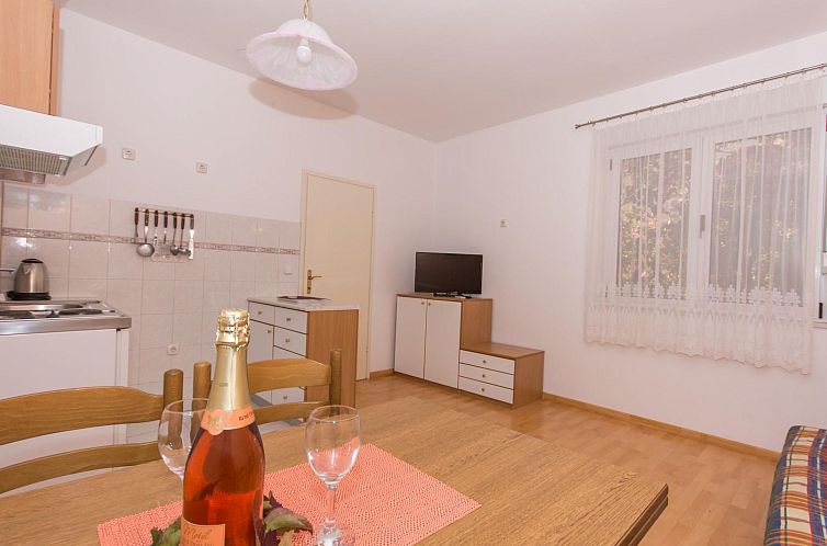 Appartement für vier Personen, mit einem Balkon