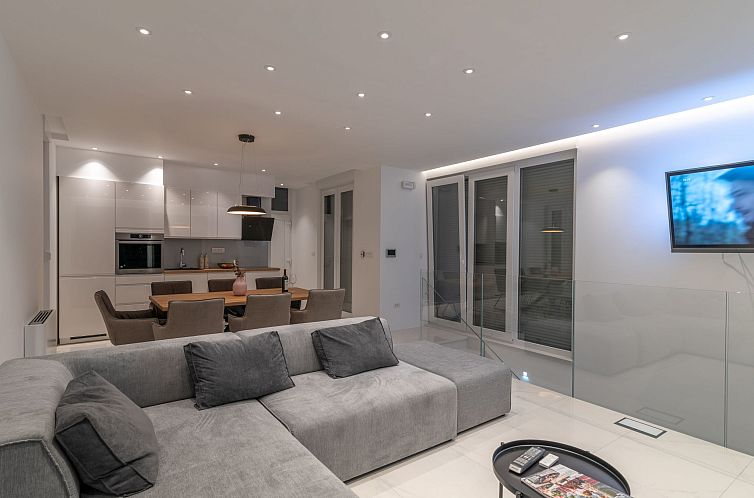 Vakantiehuis Luxuriöse Ferienvilla mit privatem Pool