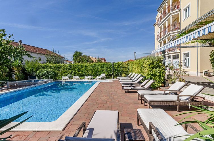 Appartement Wohnung mit Whirlpool