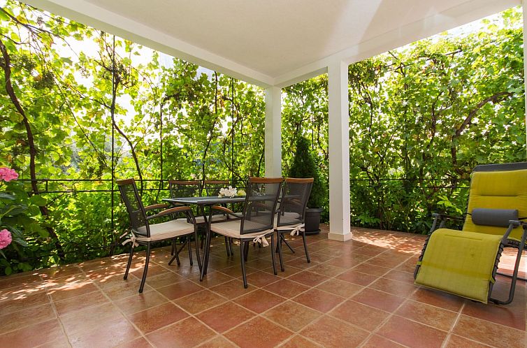 Appartement Wohnung "Lorenzo" mit Terrasse