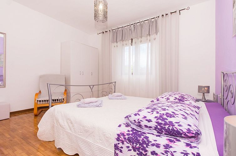 Appartement Wohnung "Lorenzo" mit Terrasse