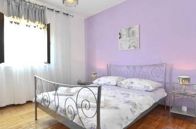 Appartement Wohnung "Lorenzo" mit Terrasse