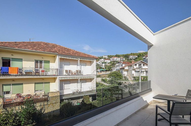 Vakantiehuis Luxusvilla Viola mit Pool, Sauna und Fitnessrau